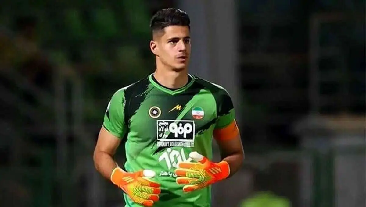 این ستاره سپاهان پرسپولیسی شد