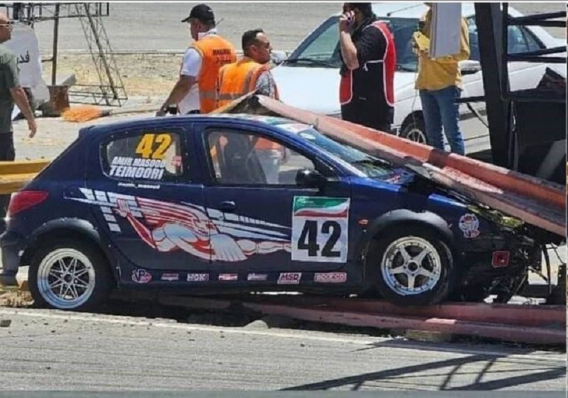 سانحه مرگبار در پیست اتومبیلرانی آزادی / عکاس مطبوعاتی کشته شد (+فیلم)