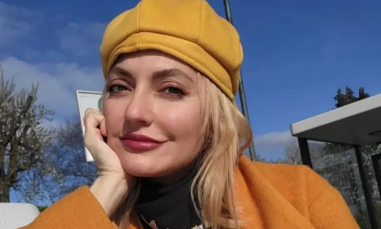 رقص مهناز افشار با آهنگ شیطنت از چشم سیات می ریزه به مناسبت شب تولدش| مهناز 47 ساله شد امروز 14 مرداد